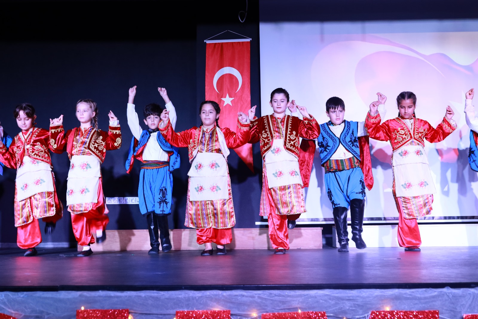 Cumhuriyetimizin 101. Yılı'nı Coşkuyla Kutladık